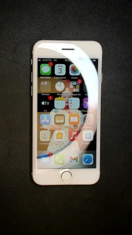 Apple iPhone 8 de R***n antes de la reparación de batería