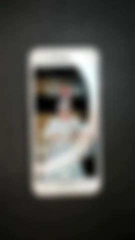Foto tomada del Apple iPhone 8 de R***n posterior a la reparación de batería el 1 de Junio de 2025
