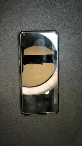 Realme GT2 de S****o antes de la reparación de puerto de carga