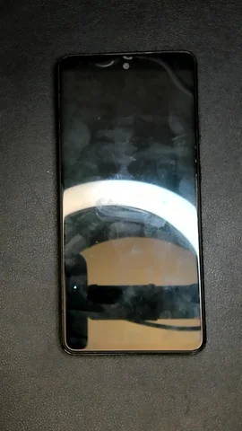 Samsung Galaxy A52 de J****a antes de la reparación de pantalla