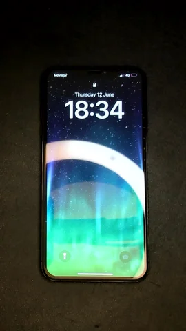 Foto tomada del Apple iPhone XS Max de G**i posterior a la reparación de pantalla el 11 de Junio de 2025