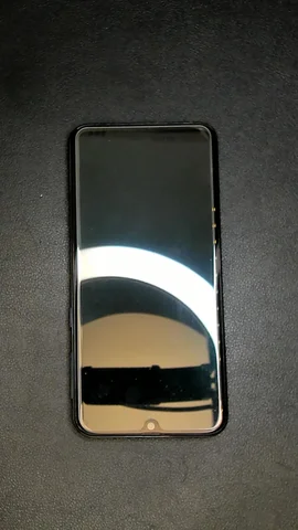 Samsung Galaxy A40 de P***o antes de la reparación de puerto de carga y micrófono