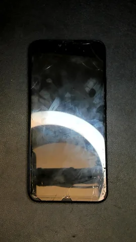 Huawei P Smart Z de J**n antes de la reparación de pantalla