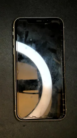 Apple iPhone 11 de E*******a antes de la reparación de batería