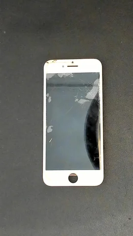 Apple iPhone 8 de J**n antes de la reparación de pantalla