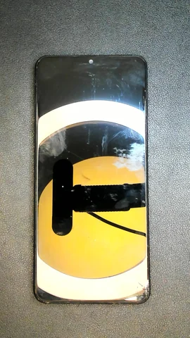 Samsung Galaxy A12 de N***a antes de la reparación de pantalla