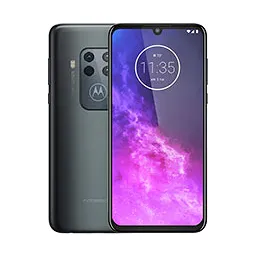 Motorola One Zoom mostrando la pantalla de inicio, disponible para reparaciones rápidas en Santifer iRepair